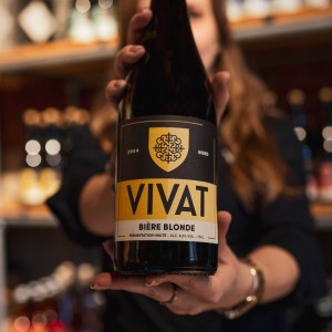 La bière Vivat blonde et sa nouvelle étiquette